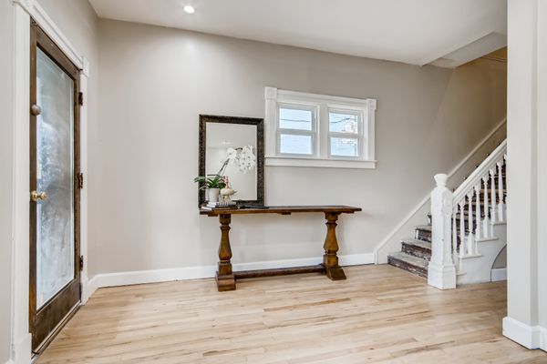 Entryway — Denver, CO