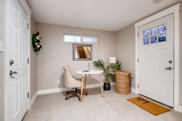 Entryway — Denver, CO